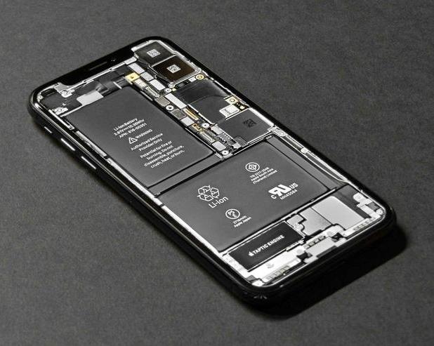 Apple повышает цену замены аккумулятора на iPhone 16 Pro и Pro Max / Смартфоны и телефоны / iXBT Live